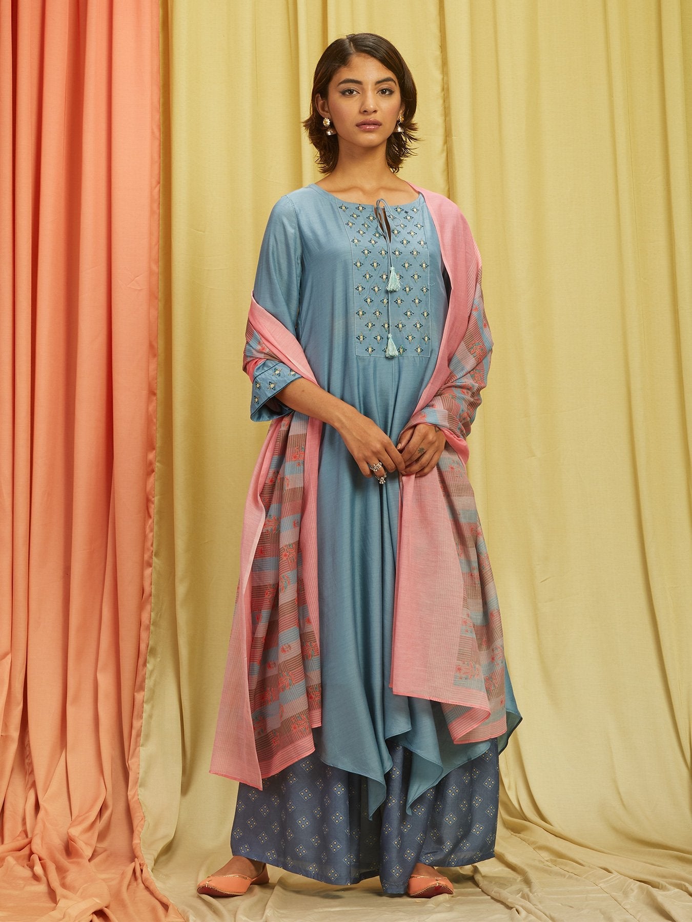 Aster kurta set in Small